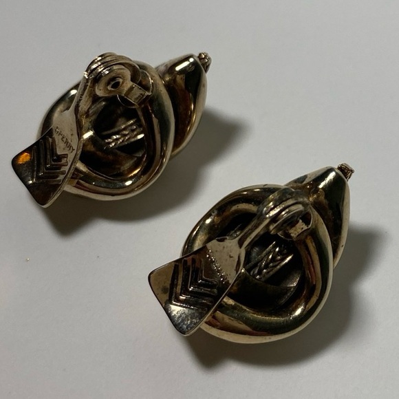 Gold Tone signed Sperry clip on earrings - Picture 3 of 4